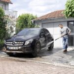 استفاده از کارواش خانگی کرشر مدل K4 Compact در شستشوی خودرو