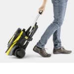 دستگیره تلسکوپی برای سهولت جابجایی کارواش خانگی مدل K4 Compact