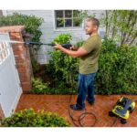 شستشوی محوطه با دستگاه کارواش خانگی K3 Follow Me