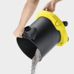 وزن مناسب و سهولت تخلیه مخزن جاروبرقی خانگی کارچر