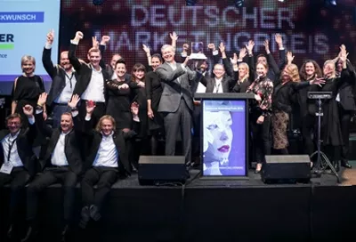 دومین جایزه بازاریابی شرکت کارچر