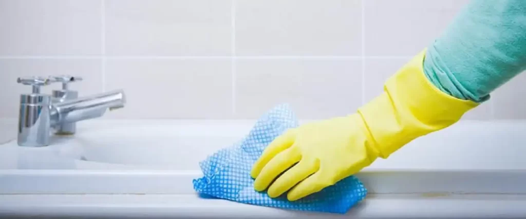 تمیز کردن حمام با سرکه