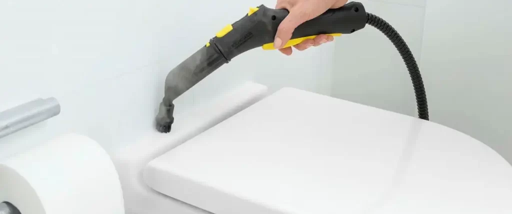 تمیز کردن حمام با استفاده از دستگاه بخارشوی خانگی کارچر