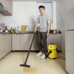 جمع آوری آلودگی با جاروبرقی آب و خاک خانگ wd1 کارچر
