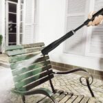 سهولت شستشوی مبلمان رفاهی باغ با دستگاه کارواش خانگی K5