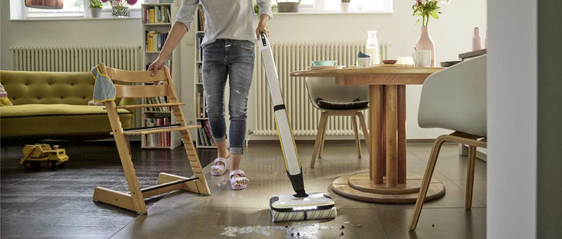 شستشوی کفپوش خانگی با دستگاه زمین شوی شارژی