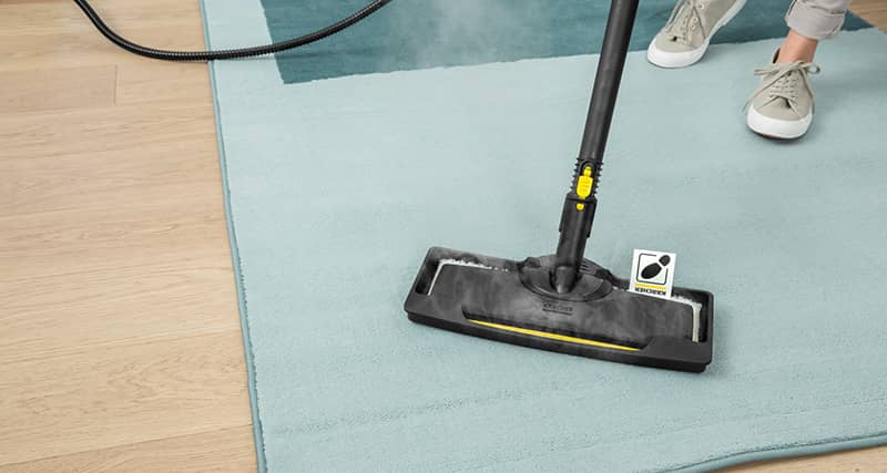 تمیز کردن فرش به کمک بخارشو خانگی کارچر